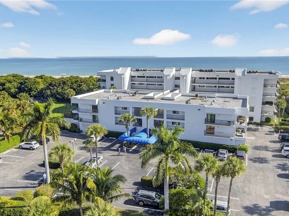 1700 Ocean Dr APT 301, Vero Beach, FL 32963