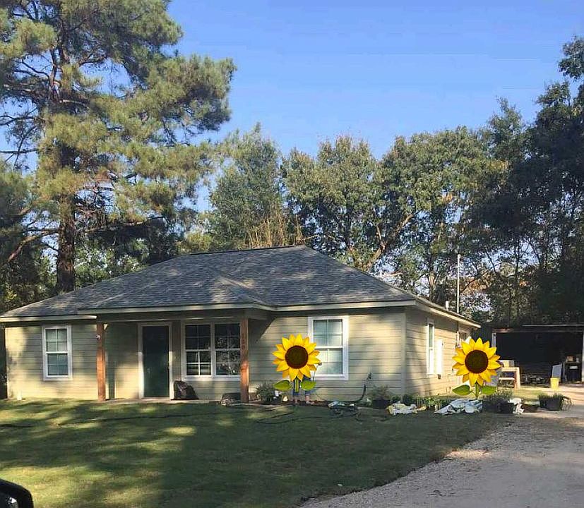 1st image of 150 Waymeadow Dr