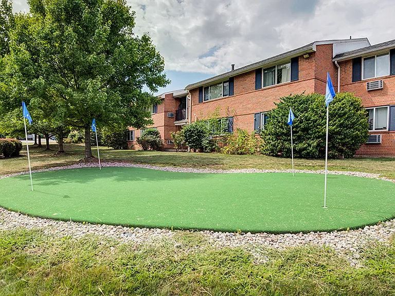 Perinton Manor Apartment Homes — Photo 24
