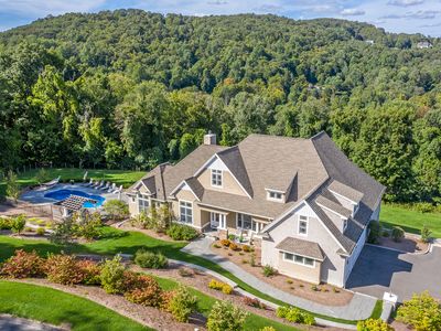 3 Stone Wall Ln, Sherman, CT, 06784