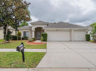 10859 Hoffner Edge Dr, Riverview, FL 33579