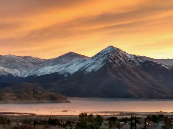 259 E Evans Rd #1, Wofford Heights, CA 93285