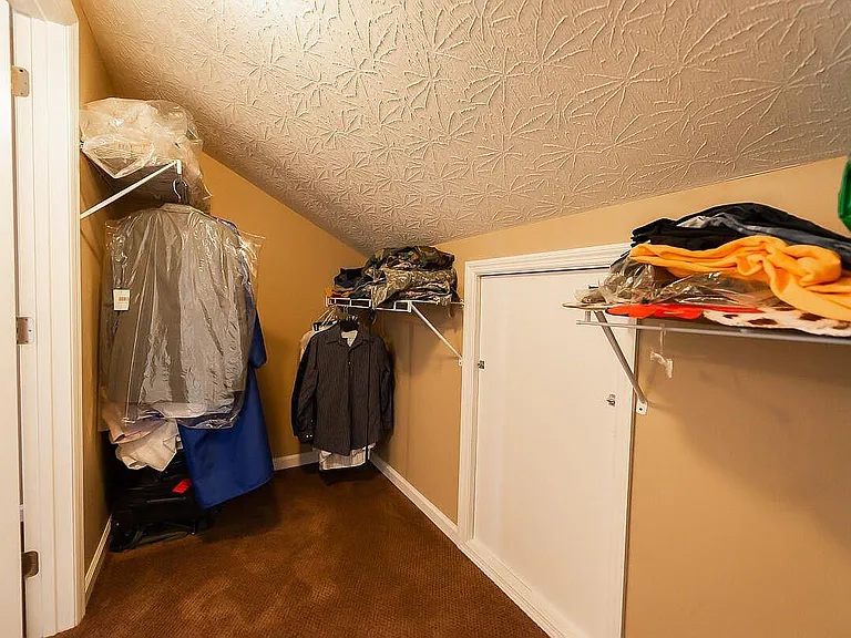 3196 Stonecase Dr — Photo 16