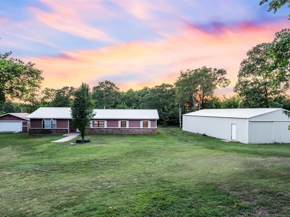 16557 N Briggs Flat Rd, Tahlequah, OK 74464