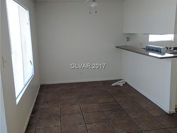 4th image of 2160 Exeter Dr APT A