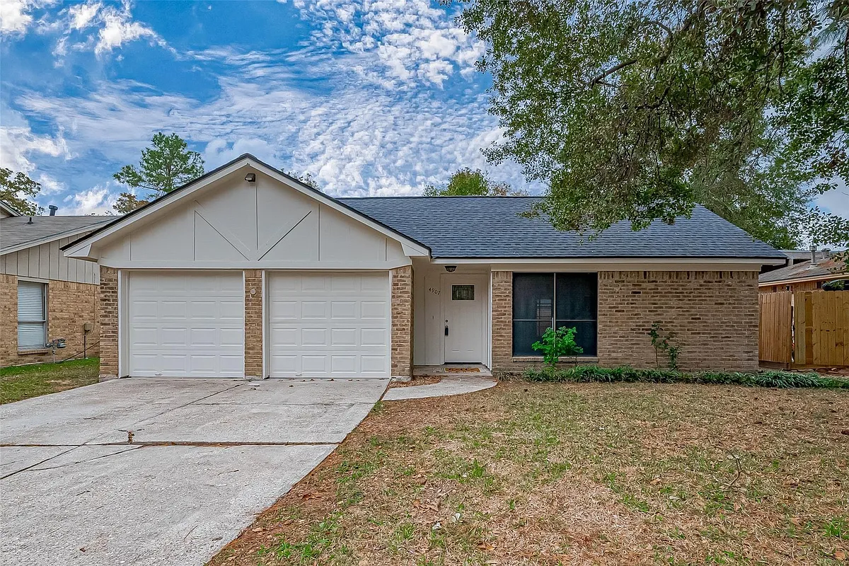 Building Photo - 4907 Fox Hollow Blvd