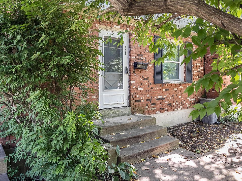 1st image of 206 Berwick Dr