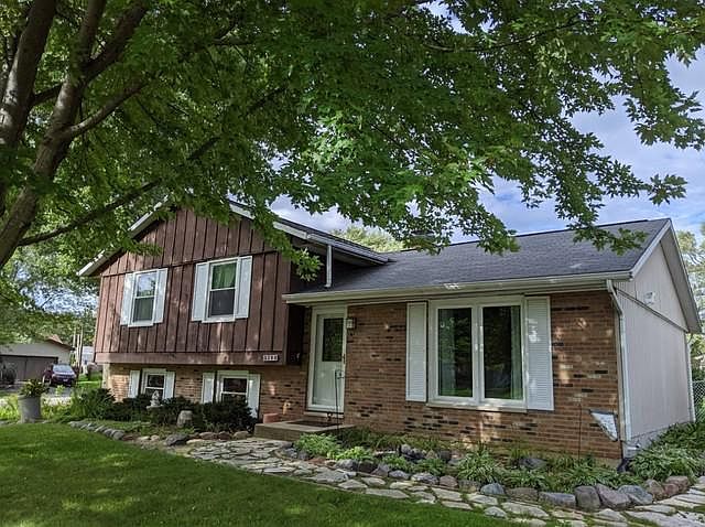 1st image of 288 Cedarwood Ln