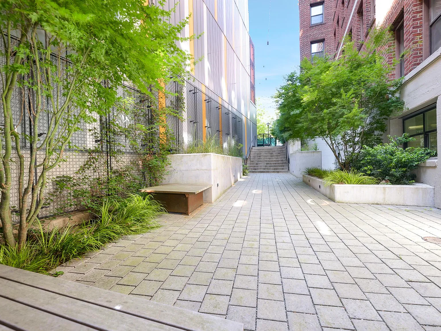 101 John St — Photo 4