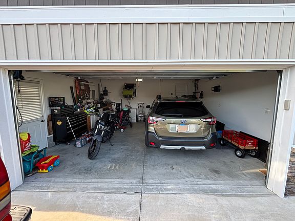 2-car garage