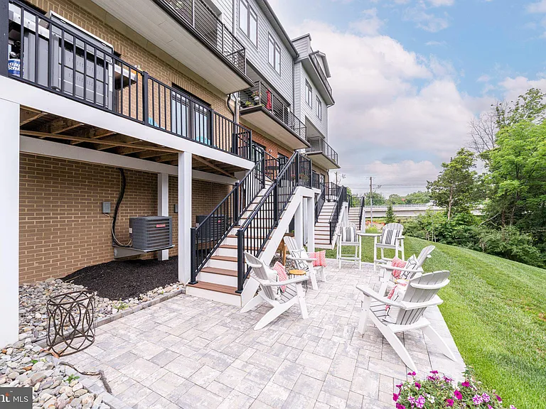 1521 Ribbon Limestone Ter SE — Photo 30
