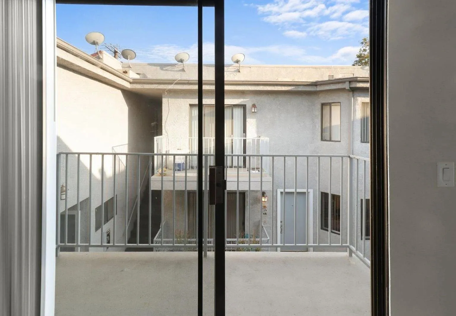 2 bed, 2.0 bath, $2,595 — Photo 4