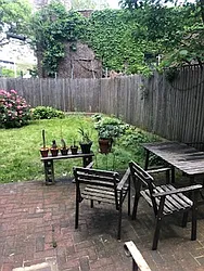 Rented by R New York