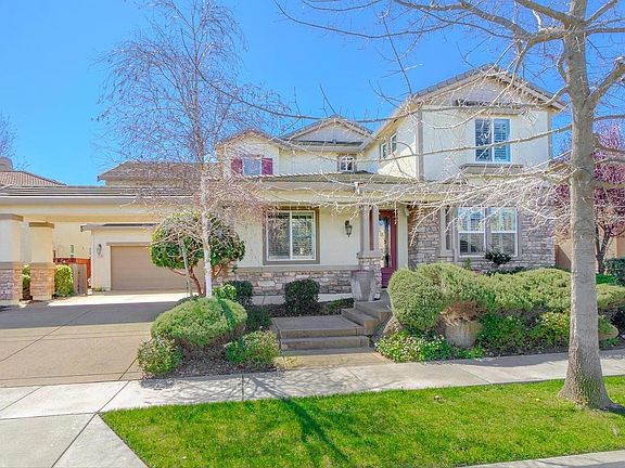 3rd image of 2308 Holman Ct