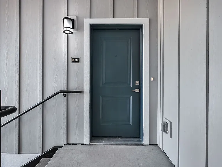 Springtree Apartments — Photo 4