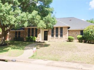1618 Beaver Creek Dr, Duncanville, TX 75137