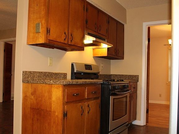 3rd image of 4474 Melwood St