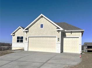 16730 NW 124th St, Platte City, MO 64079