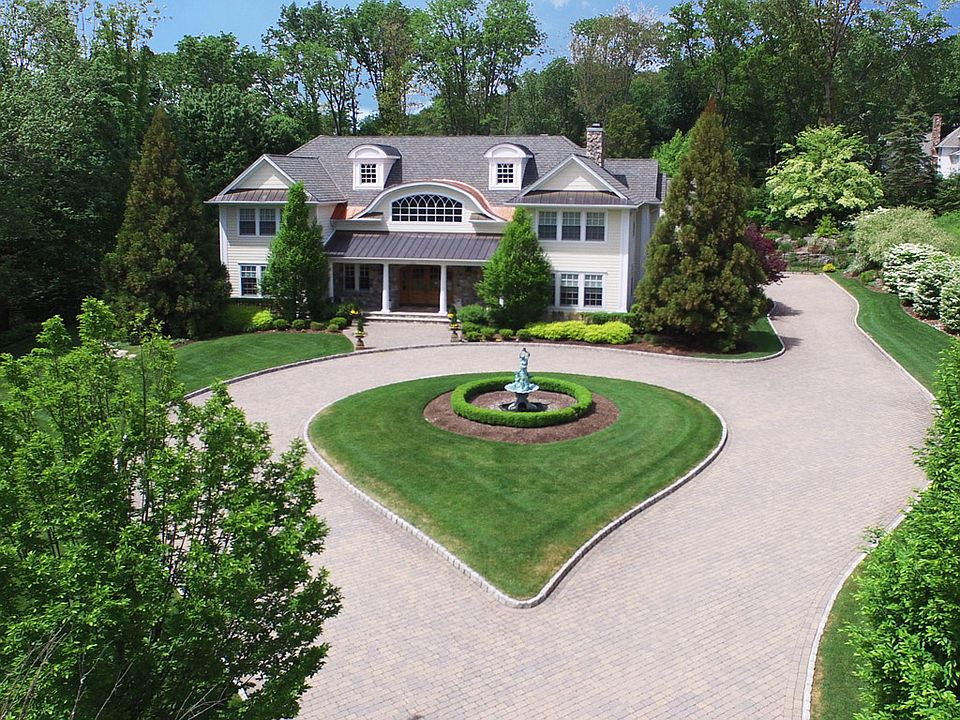 Magnificent 7500sq. ft. home