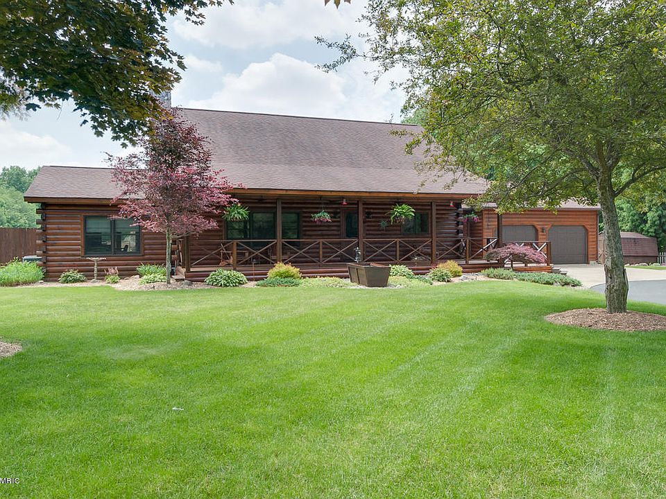 1st image of 10816 Paw Paw Lake Dr