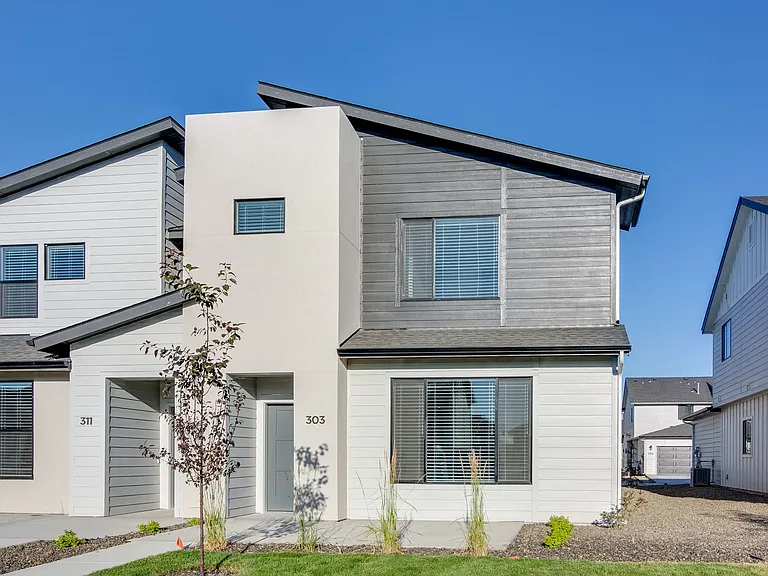 327 S Riggs Spring Ave — Photo 1