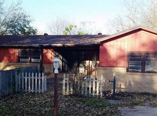 1200 W Sullivan Cir, Wichita, KS 67204