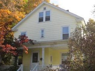 632 S Pleasant St, Amherst, MA 01002