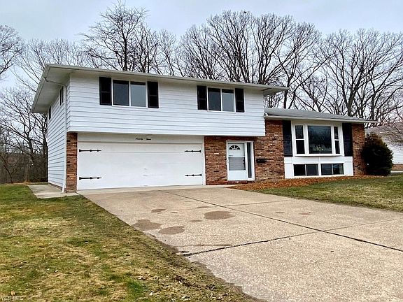 2nd image of 94 Greencliff Dr