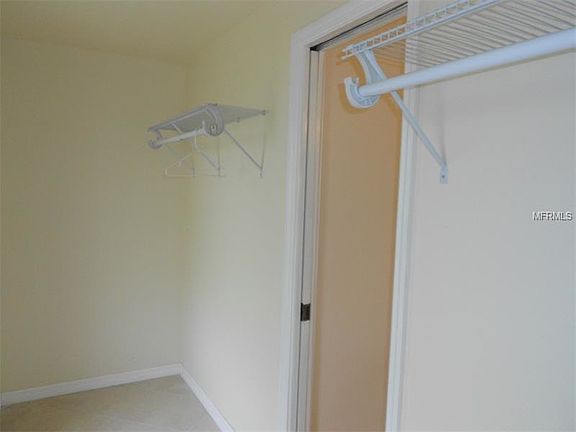 5th image of 561 Grove Ave NW
