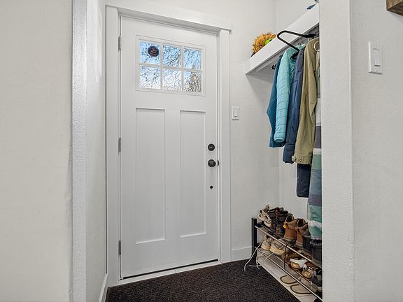 4th image of 10915 67th Ave NW
