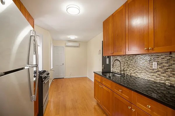 404 East 73rd Street #11 in Lenox Hill, Manhattan | StreetEasy