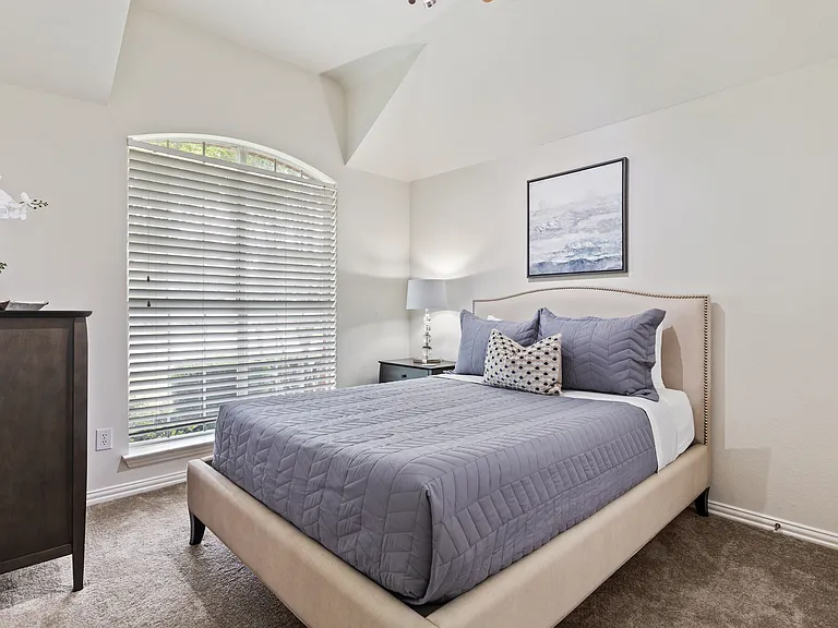 501 Lilly Ct — Photo 15