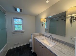 135 Morningview Dr, Pittsfield, MA 01201