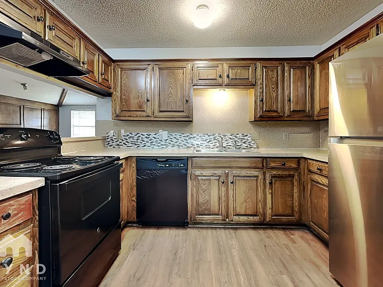 11809 Garden Terrace Dr — Photo 4