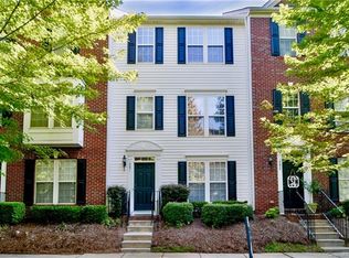 15671 King Louis Ct, Charlotte, NC 28277