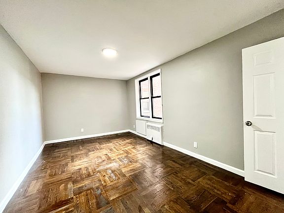4th image of 615 Warburton Ave APT 3J