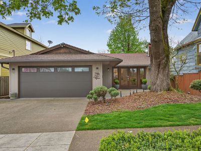 5615 SE Oak St, Portland, OR, 97215