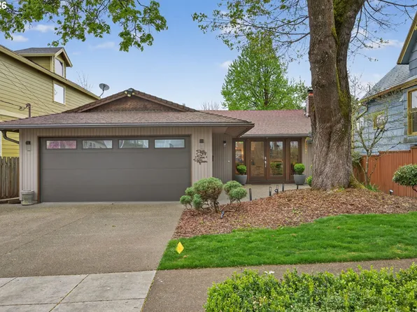 5615 SE Oak St, Portland, OR 97215