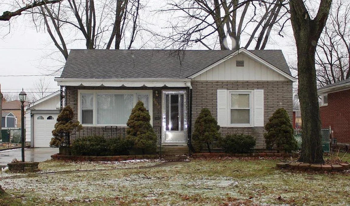 3030 Peoria St photo 1