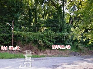 601 5th St, Aurora, IN 47001