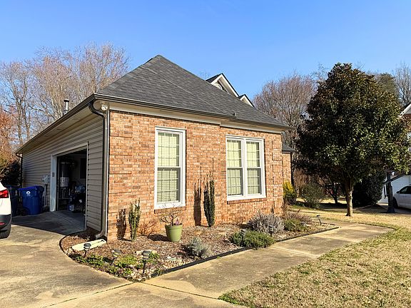 2nd image of 224 Trotters Ridge Ln