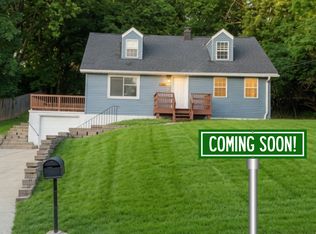 16 Lansing Ave, Maryland Heights, MO 63043