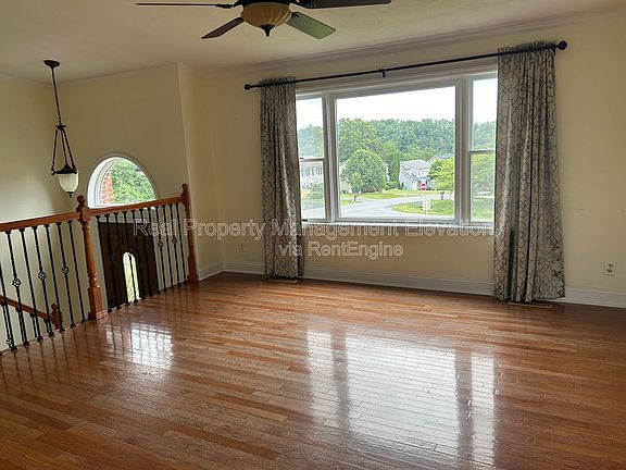 2nd image of 123 Mill Race Dr