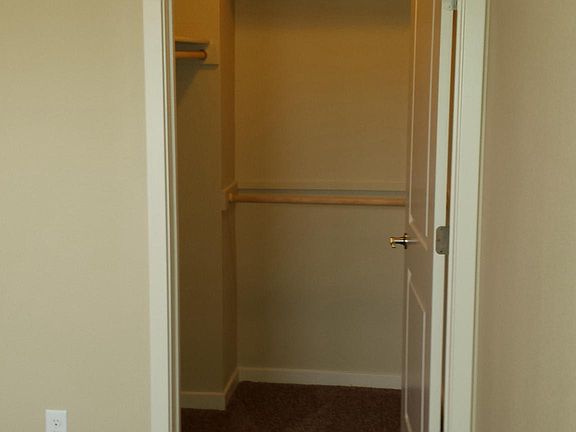 Walk in Closet