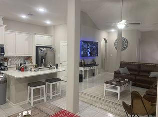 250 Biltmore Loop, Montgomery, TX 77316