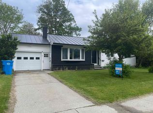 87 Shore Rd, Burlington, VT 05408
