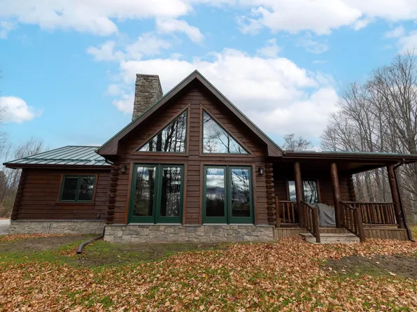 5616 Muma Rd, Gladwin, MI 48624