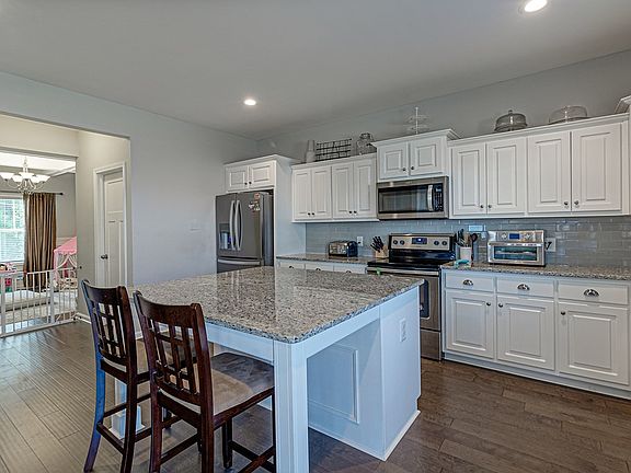 5th image of 5653 Billings Rd