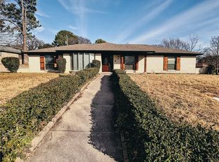 2028 Mesquite Trl, Hurst, TX 76054