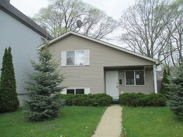 1st image of 2026 Grove Ave